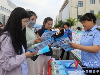 民權縣開展第25個“安全生產月”宣傳咨詢日活動